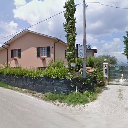 Bed&Breakfast Giardino Agritourist Controguerra Eksteriør billede