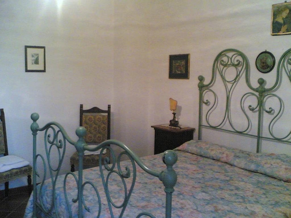 Bed&Breakfast Giardino Agritourist Controguerra Værelse billede