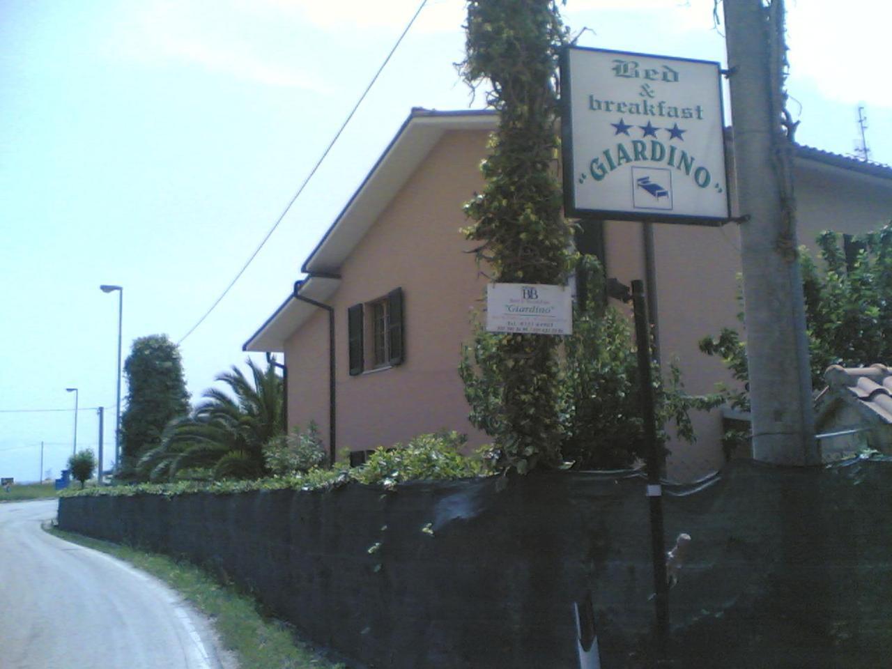 Bed&Breakfast Giardino Agritourist Controguerra Eksteriør billede